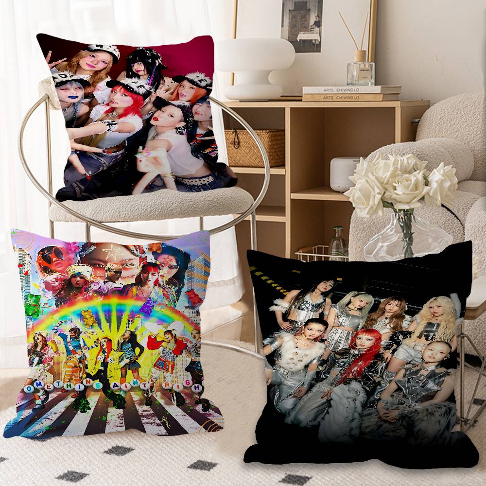 Home Textiles Group - Sarung Bantal Kpop XG Group Sarung