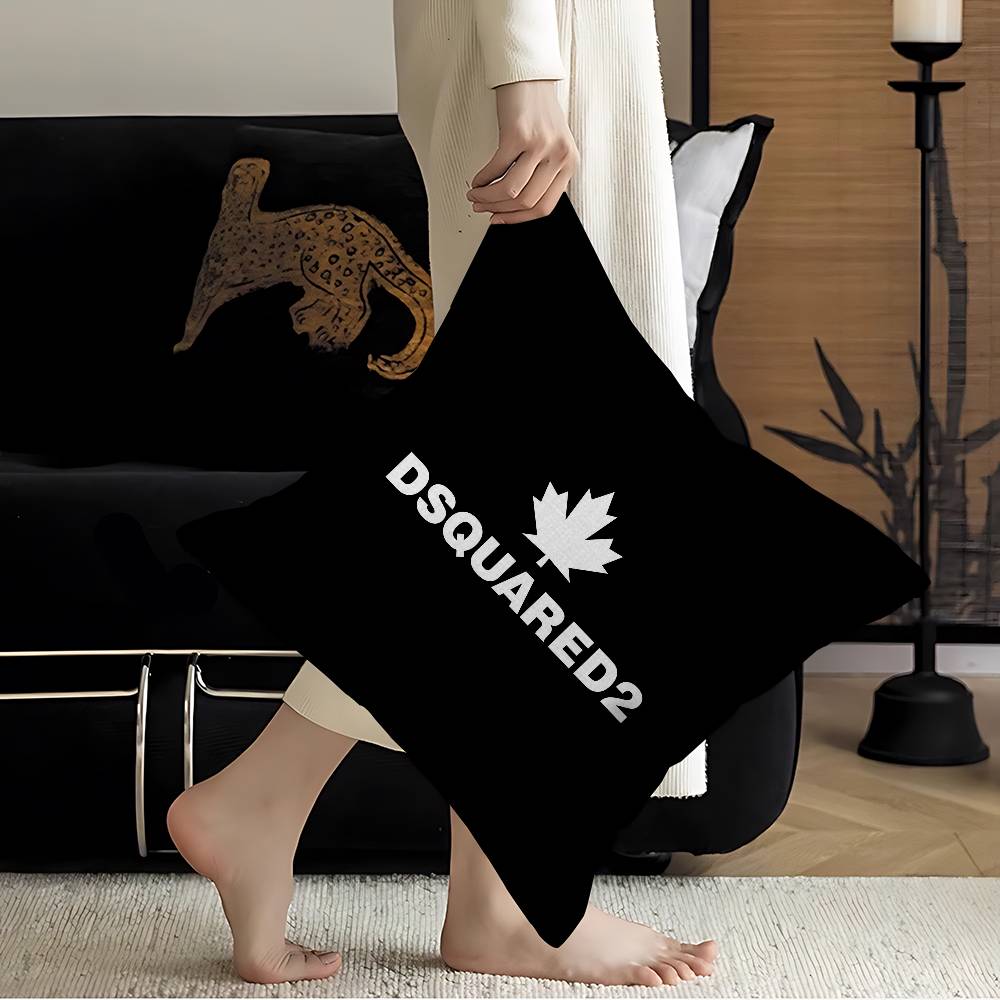 LOGO D-Dsquared2 Sarung Bantal - Home Textiles Logo ulasan dan harga