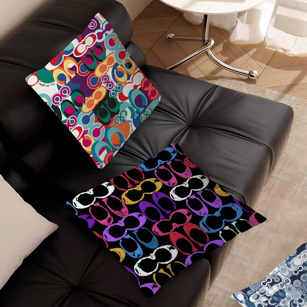 Sarung Bantal C-Coach B-Brand  - Home Textiles Logo ulasan dan harga