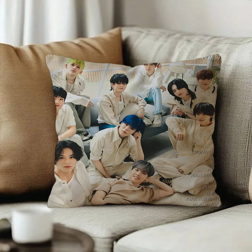 Sarung Bantal Kpop GROUP T-TRE - Home Textiles Group ulasan dan harga