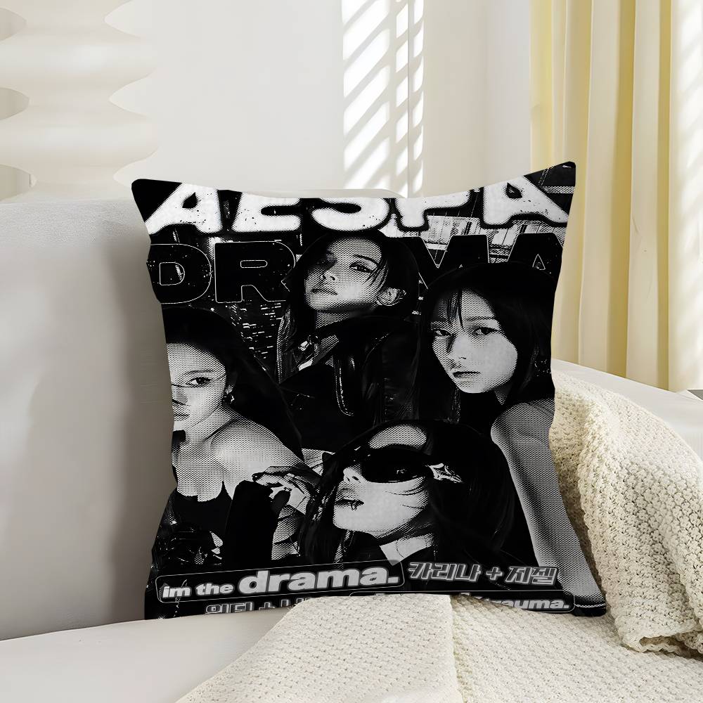 Sarung Bantal Kantor Girl Grou - Home Textiles Group ulasan dan harga