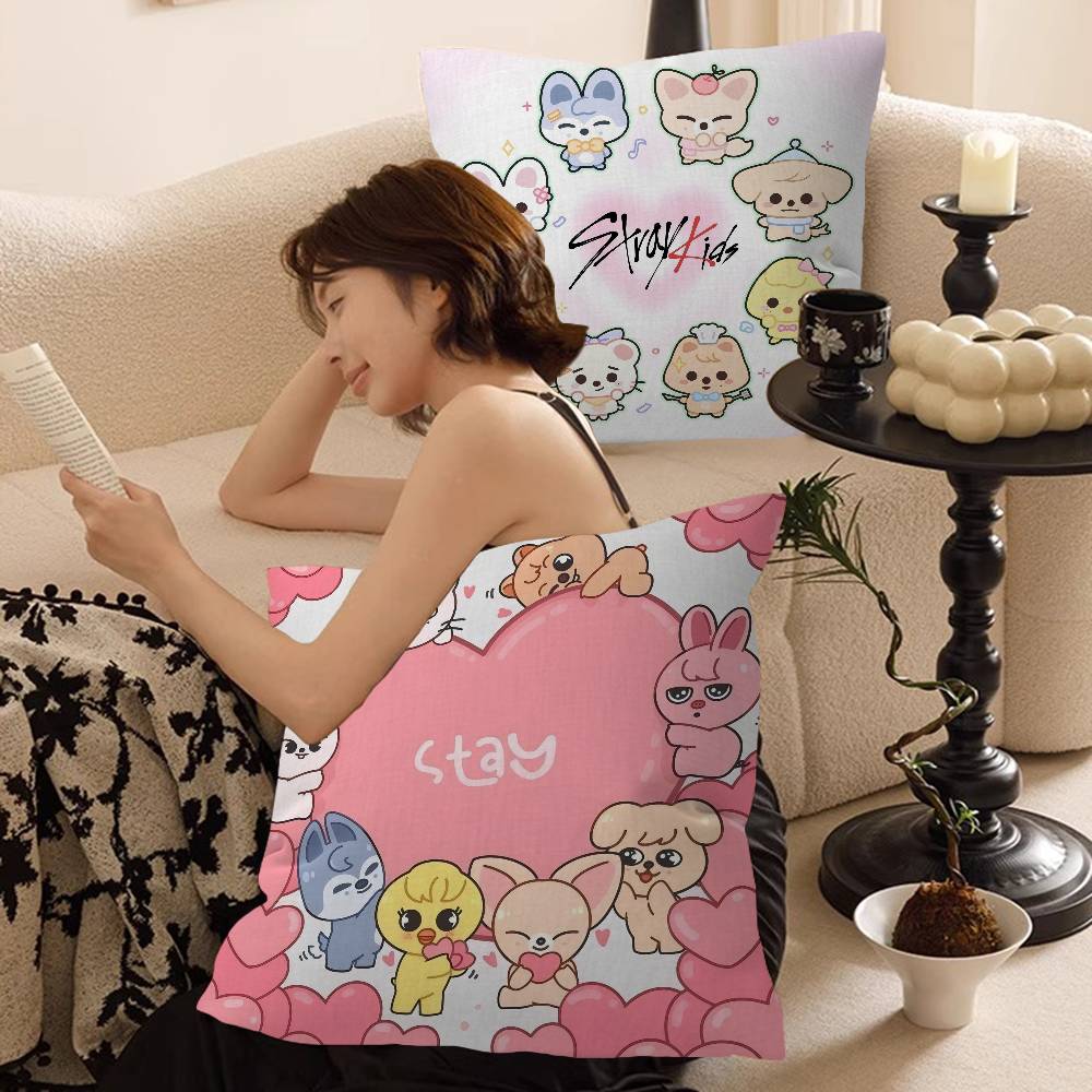 Sarung Bantal Kantor Grup Kpop - Home Textiles Group ulasan dan harga